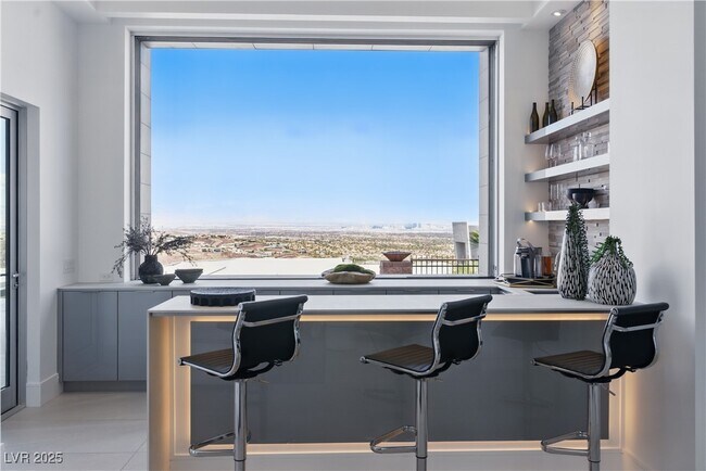 Building Photo - 667 Palisade Rim Dr