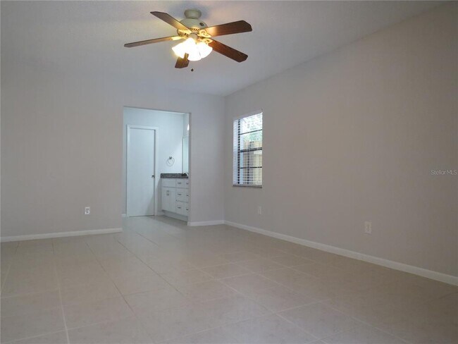 Building Photo - 4023 Paddlewheel Dr