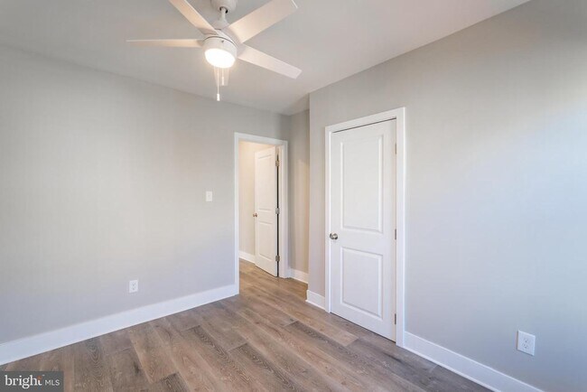 Building Photo - 833 N Markoe St