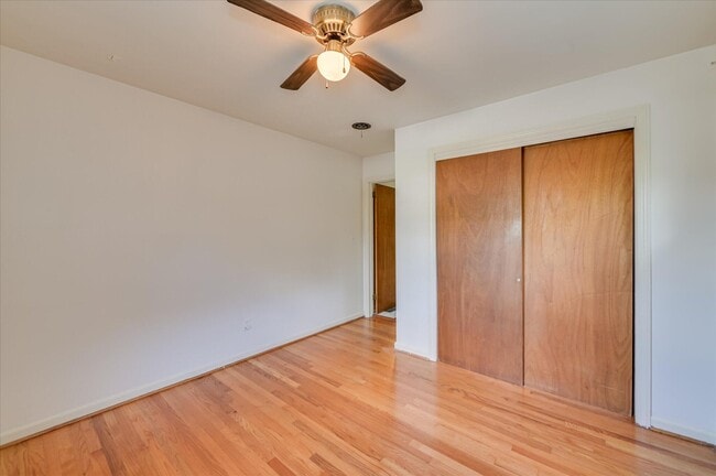 Building Photo - 1654 Pendleton Rd