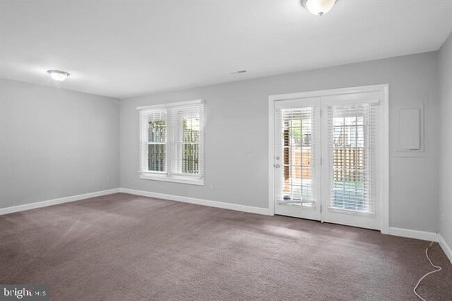 Building Photo - 7439 Heatherfield Ln