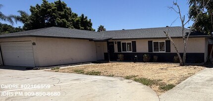 Building Photo - Chino 3 Bedroom Home