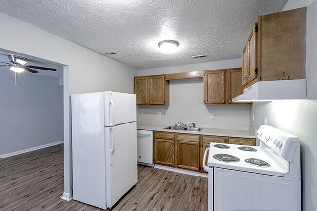 Building Photo - 8508 Standing Oak Dr