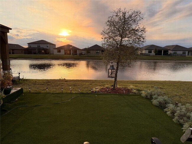 Building Photo - 12422 Rimini Wy