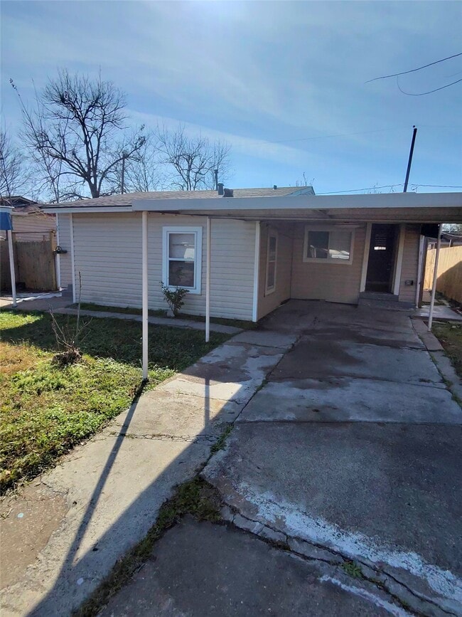 Building Photo - 10614 Chadwick St