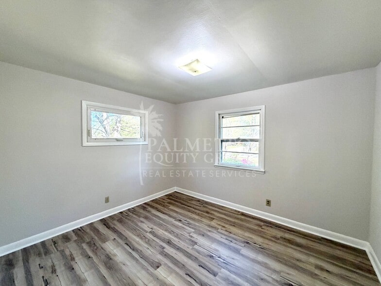 Building Photo - 4224 Kildare Dr