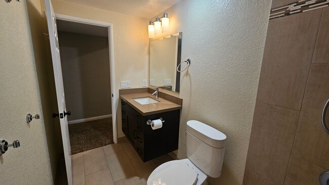 Building Photo - CESPED - AMAZING VIEWS, LUXURY UPDATED 4 BR HOME IN TIERRASANTA