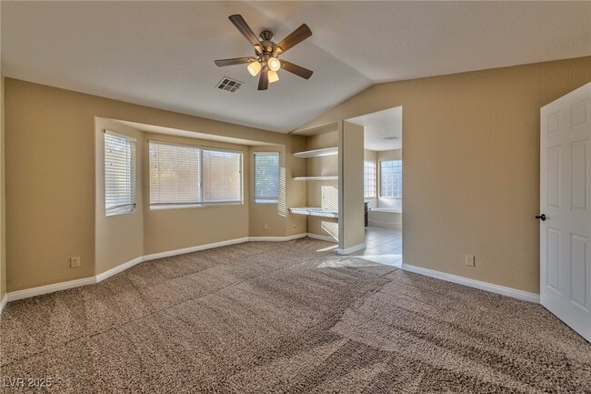 Building Photo - 809 Royal Birch Ln