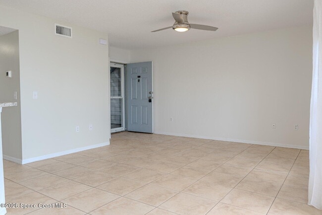 Building Photo - 7020 US-1