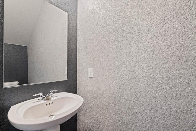 Building Photo - 444 Major Lee Ln