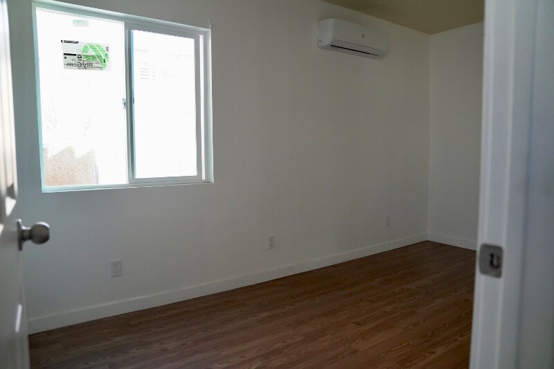 Building Photo - 9149 S Hobart Blvd