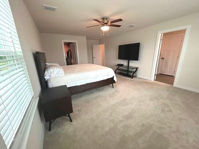 Building Photo - Beautiful Home in Moyock Subdivision - Min...