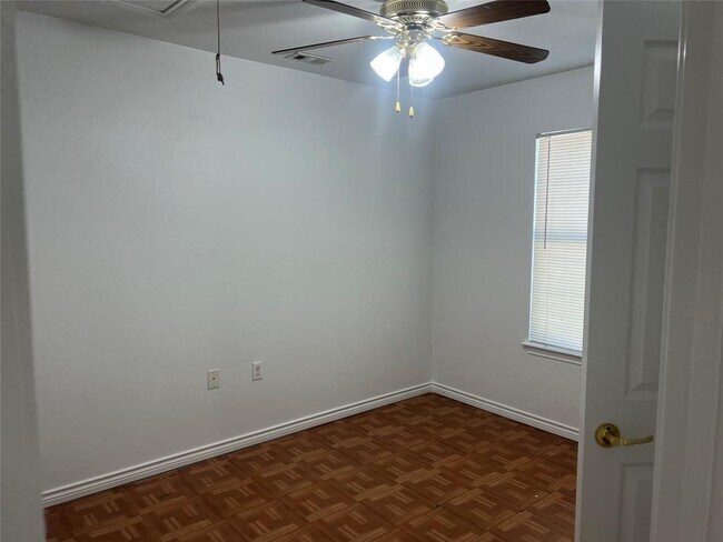 Building Photo - 6109 Club Terrace