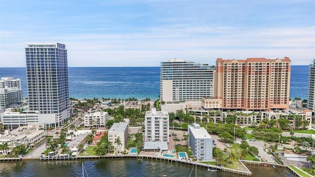 Building Photo - 95 N Birch Rd