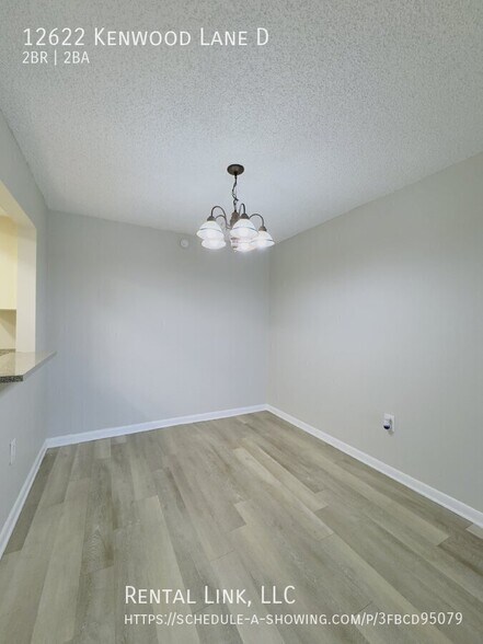 Building Photo - 12622 Kenwood Ln