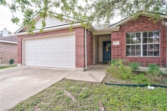 Building Photo - Charming One-Level 4 Bedroom Home with 2-C...