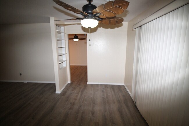 Building Photo - 7932 E Rosewood St