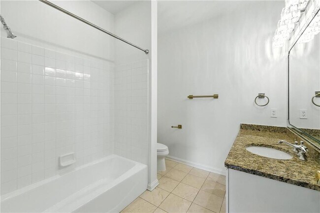 Building Photo - 1735 Peachtree St NE