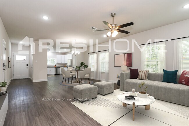 Building Photo - 3200 Chippewa Trail