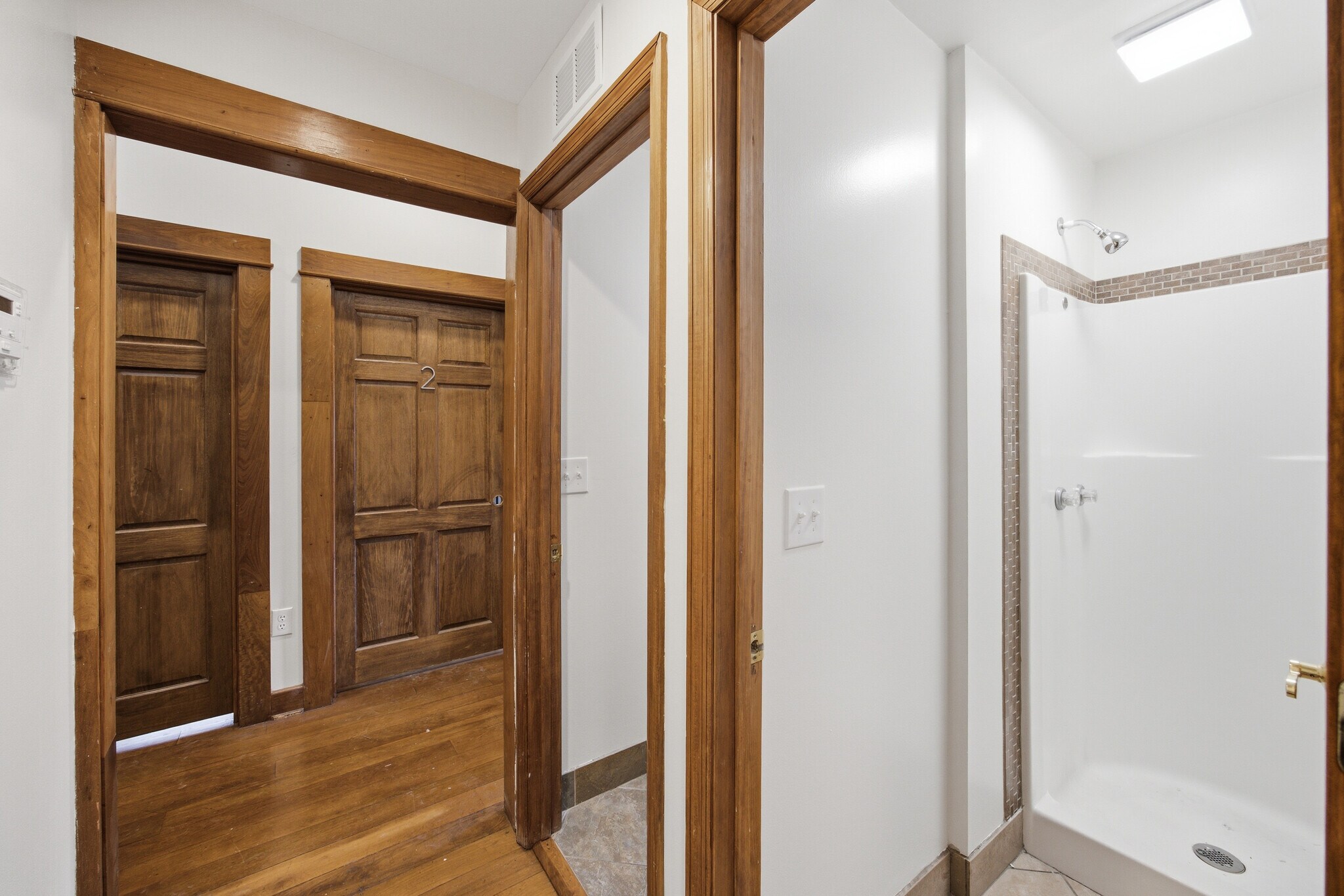 Building Photo - 823 McCallie Ave