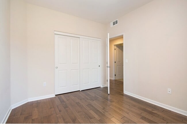 Building Photo - 6680 Canopy Ridge Ln