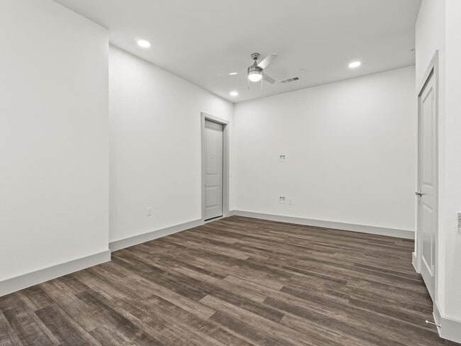 Building Photo - Oak Grove Lane, Aubrey, TX 76227 - 2 BR 2 BA detached house