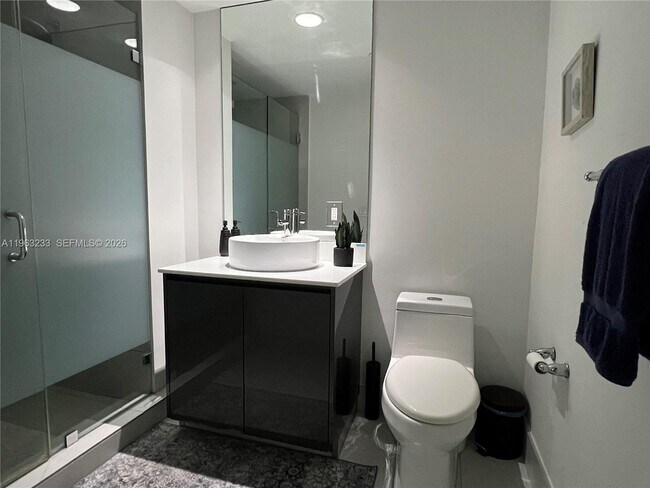 Building Photo - 31 SE 6th St