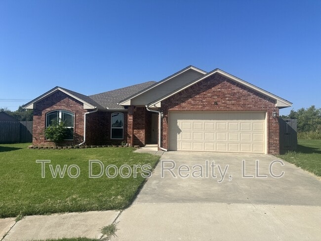Building Photo - 8113 Waters Edge Way