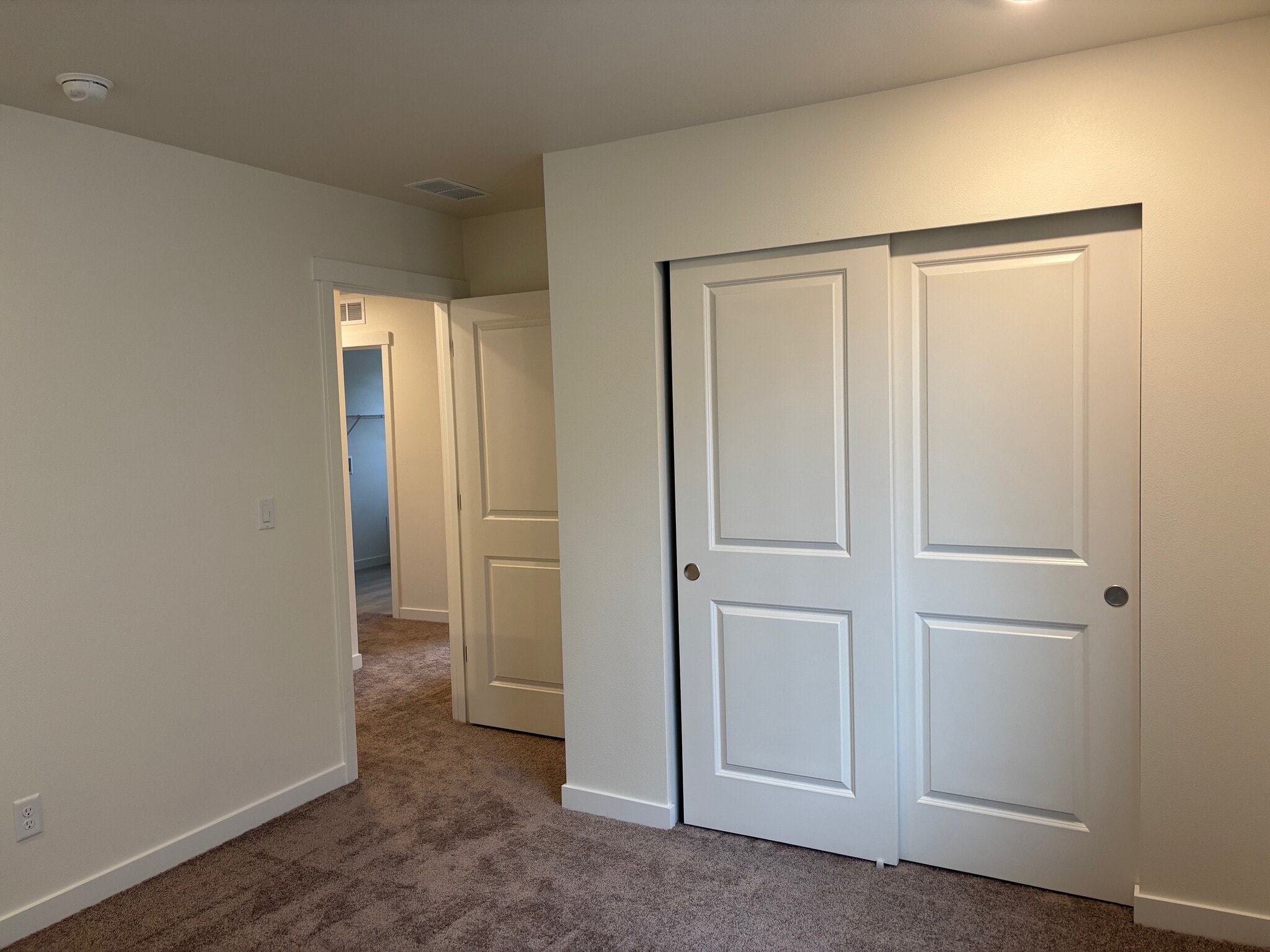 Building Photo - 17058 126th St E