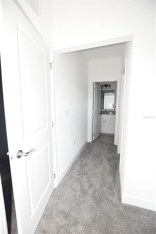 Building Photo - 458 Lake Shore Pkwy