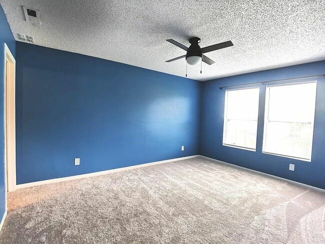 Primary Photo - 3411 Summer Breeze Cir