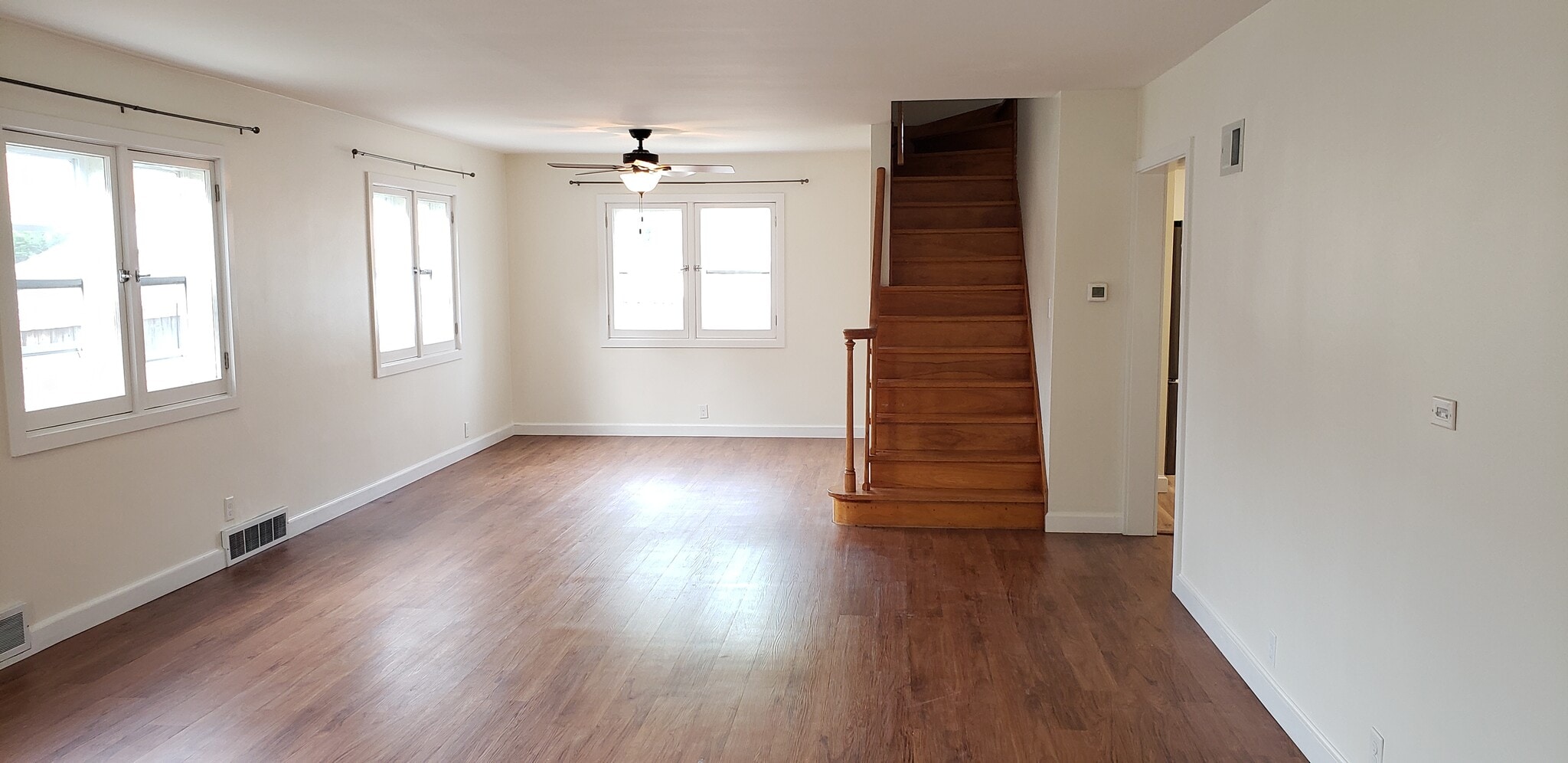 Living/Dining Room - 2331 S 59th St