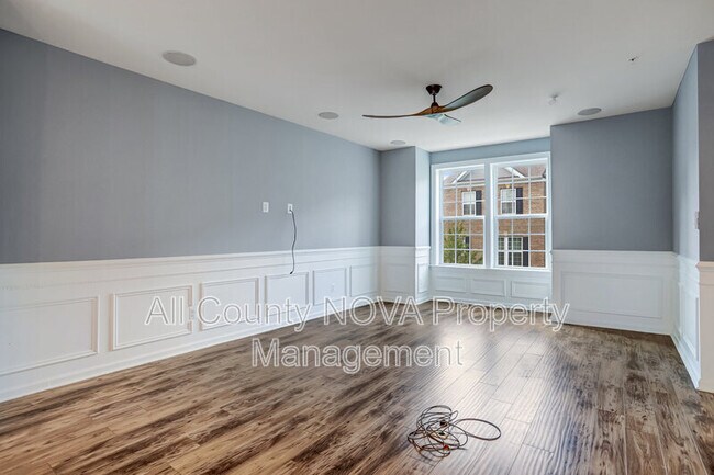 Building Photo - 2908 Pinebrook Rd