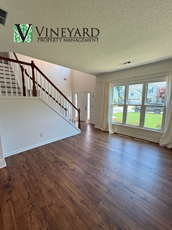 Building Photo - 303 Don Pierre Way