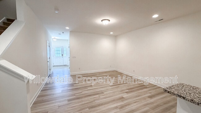 Building Photo - 4721 Lord Fogelman Wy