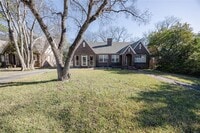 Building Photo - 3355 Lexington Rd