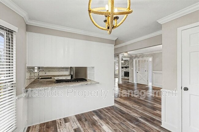 Building Photo - 1304 Dominica Dr