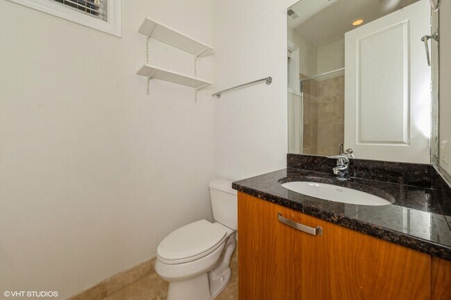 Building Photo - 4012 S Indiana Ave