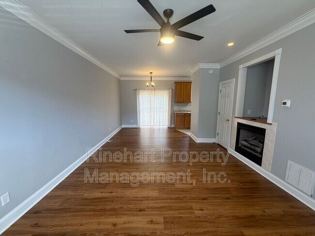 Building Photo - 1668 Flintwood Dr