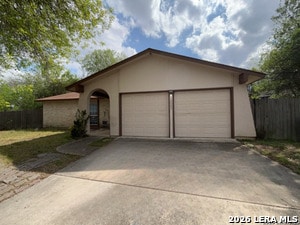 Building Photo - 12005 Prairie Oak