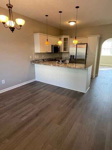 Building Photo - 730 Spence Enclave Ln