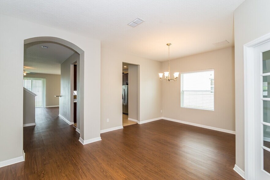 Building Photo - 819 Celebration Lane