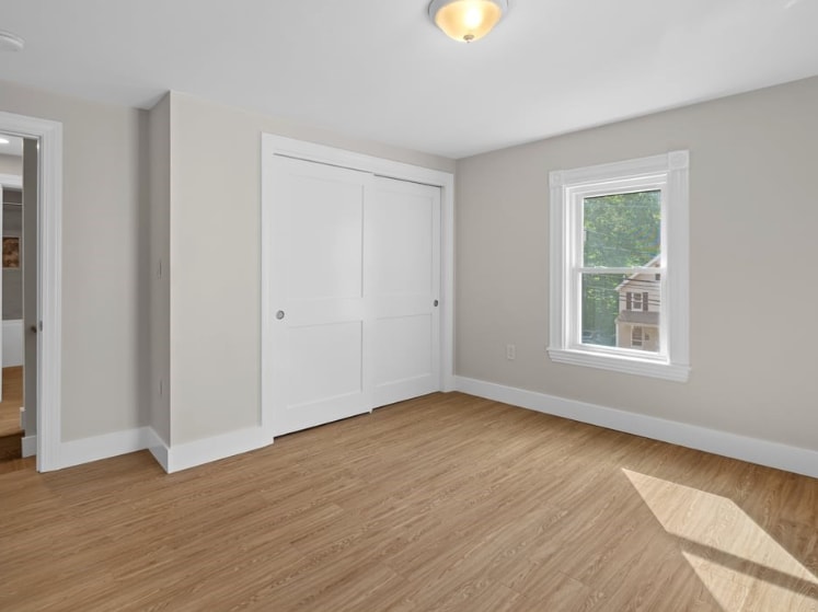 Building Photo - 40 Cedar St