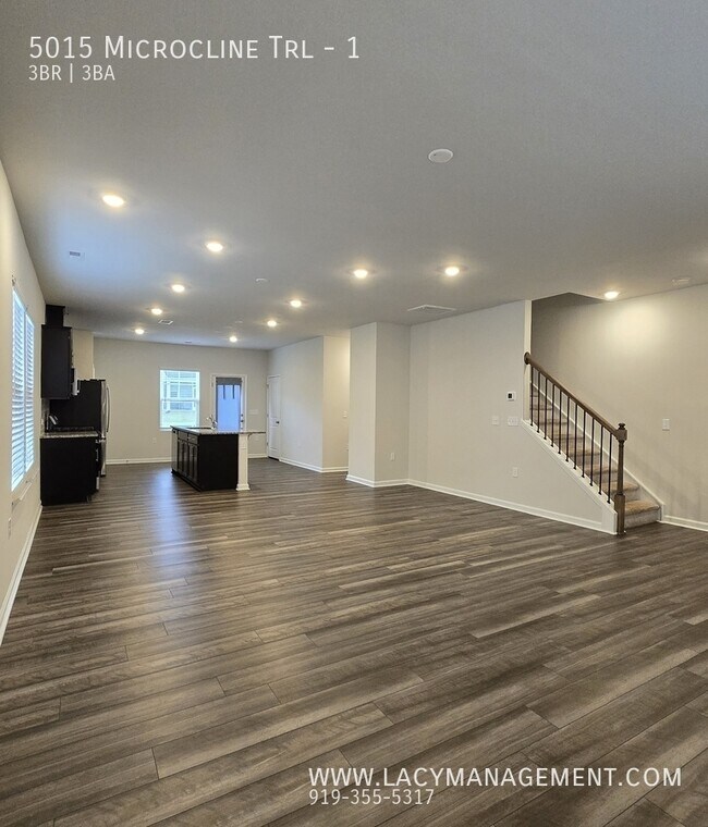 Building Photo - 5015 Microcline Trl