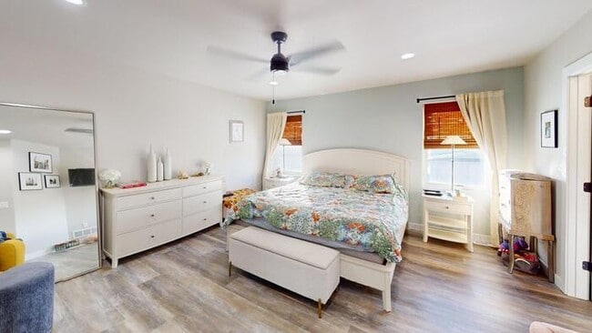 Building Photo - 730 Compass Lp