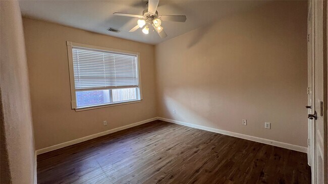 Building Photo - 4223 Country Heights Ct