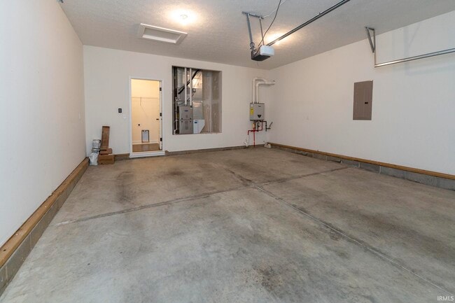 Building Photo - 2822 Brewster Dr