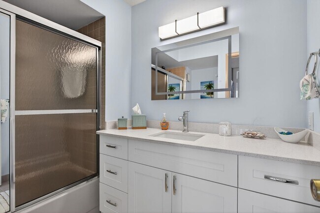 Building Photo - 1500 N Ocean Blvd