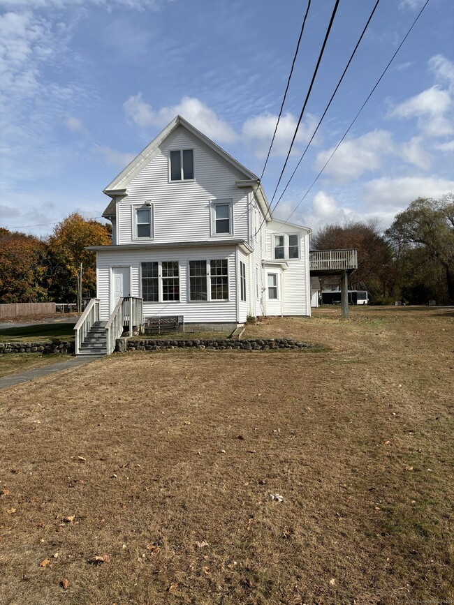 Primary Photo - 52 Millstone Rd W