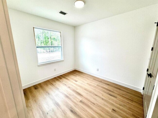 Building Photo - 410 Flat River St SW